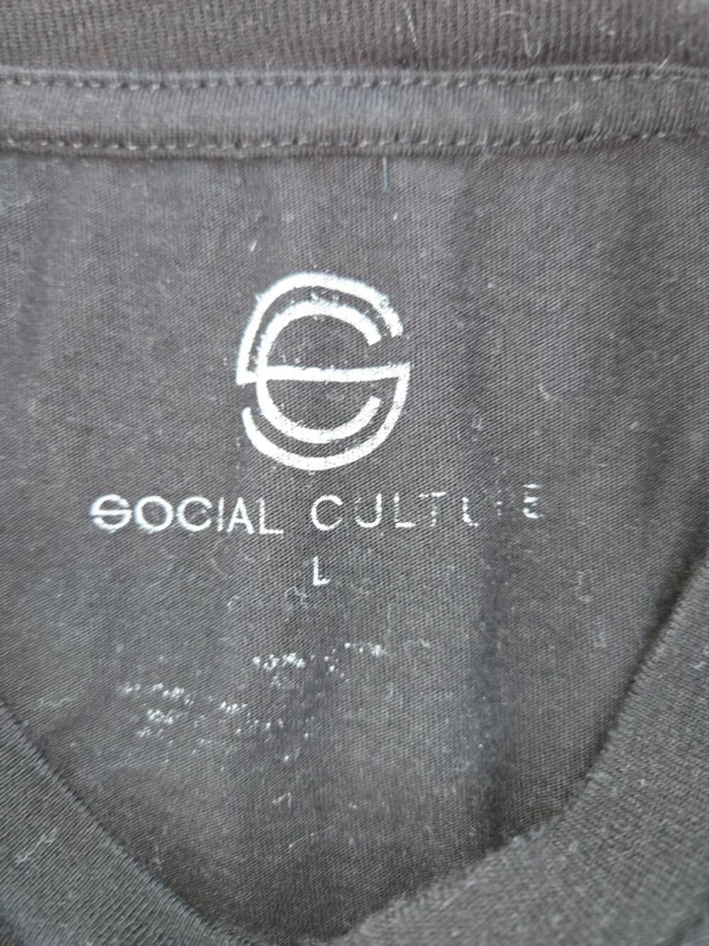 California Dreamin Black Graphic Crop Top Size Large by Social Culture - Picture 4 of 6